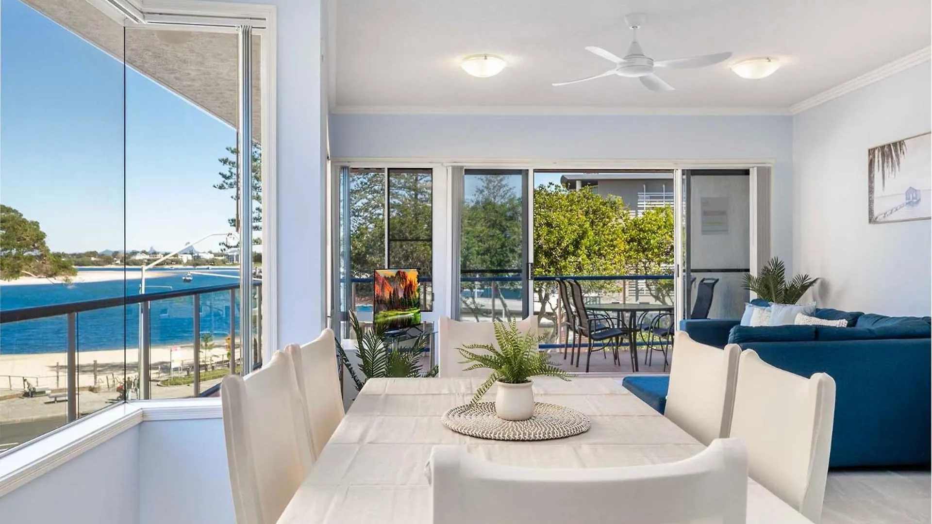 Boardwalk Apartments Unit 3 Bulcock Beach Qld Καλούντρα Σπίτι διακοπών